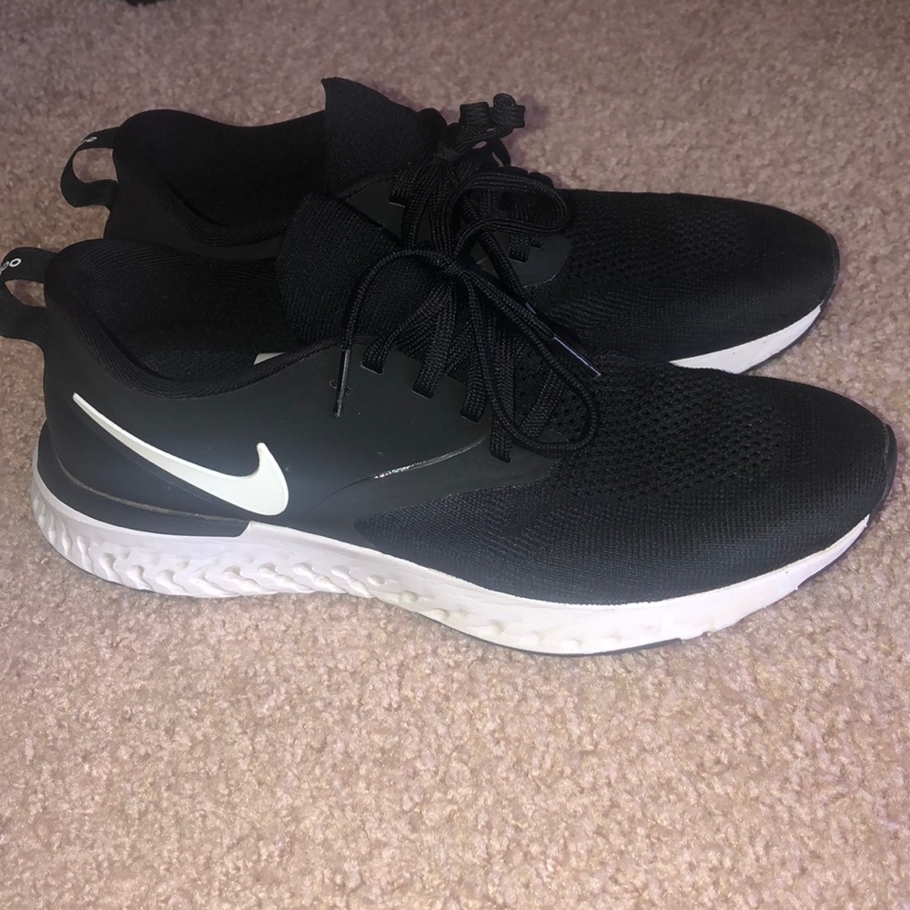 Nike Odyssey React